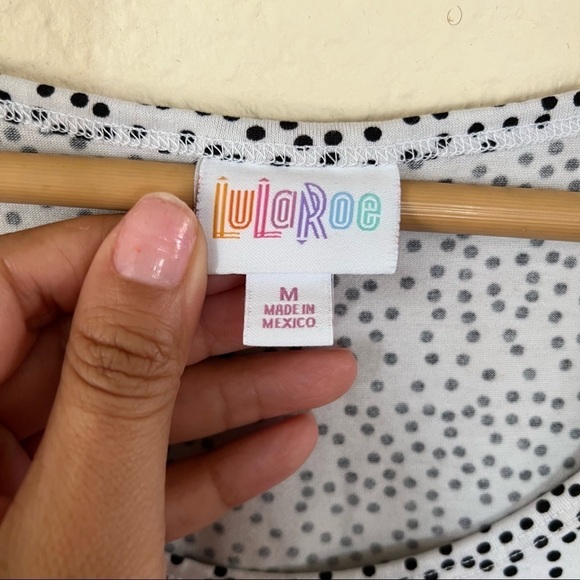 Short sleeve tunic top Size Medium - Picture 4 of 6